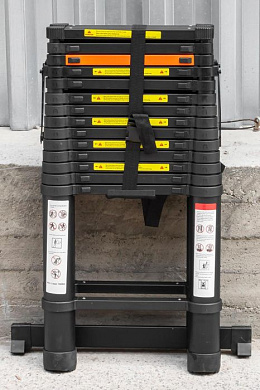 Стремянка телескопическая алюминевая бытовая 4,4 м, 15+15 ступ. RockForce RF-UP440-2