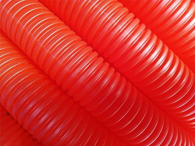 Трубка защитная гофрированная 43 ммбухта 50 м. красная для 32 трубы AV Engineering AVE800-002