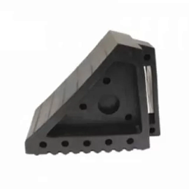 Башмак противооткатный резиновый с ручкой 170х100х150 мм, 1 шт RockForce RF-TRTS001 BIG(к-т 1 шт)