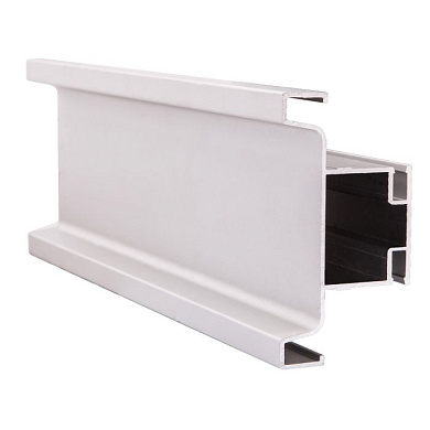 Профиль алюм. GOLA вертикальный средний 4,7 м серебро 3 AKS 67677