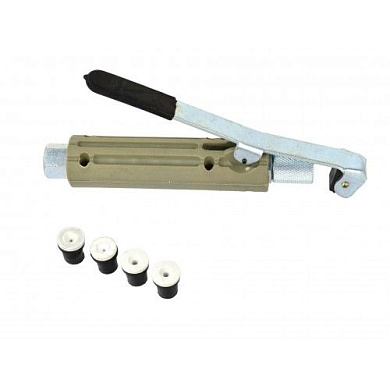 Пескоструйный пистолет c 4 керамическими насадками Geko G02007