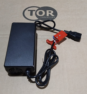 Зарядное устройство для тележек CBD15W-E 240V-24/5A (Charger 1-100~240V-24/5A (on-board)) TOR 1032947