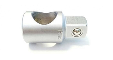 Адаптер с отверстием под вороток 3/8''(F)х1/2''(M) L46 мм Force 80634