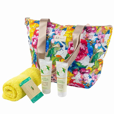 Набор Алоэ и Зеленый чай, термосумка LT-BS2, полотенце в ассотрименте, крем бальзам для рук, крем бальзам для ног, мыло мята и чайное дерево La and Te beaute LT-23Bag