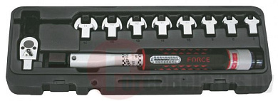 Динамометрический ключ 3/8'' 6-30 Hm, с набором насадок 11 пр. Force 64713