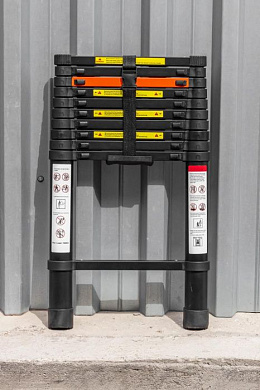 Лестница телескопическая алюминевая бытовая 3,2 м, 11 ступ. RockForce RF-UP320